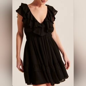 Abercrombie & Fitch A&F Ruffle Flutter Sleeve Mini Dress Black Cinched Waist M